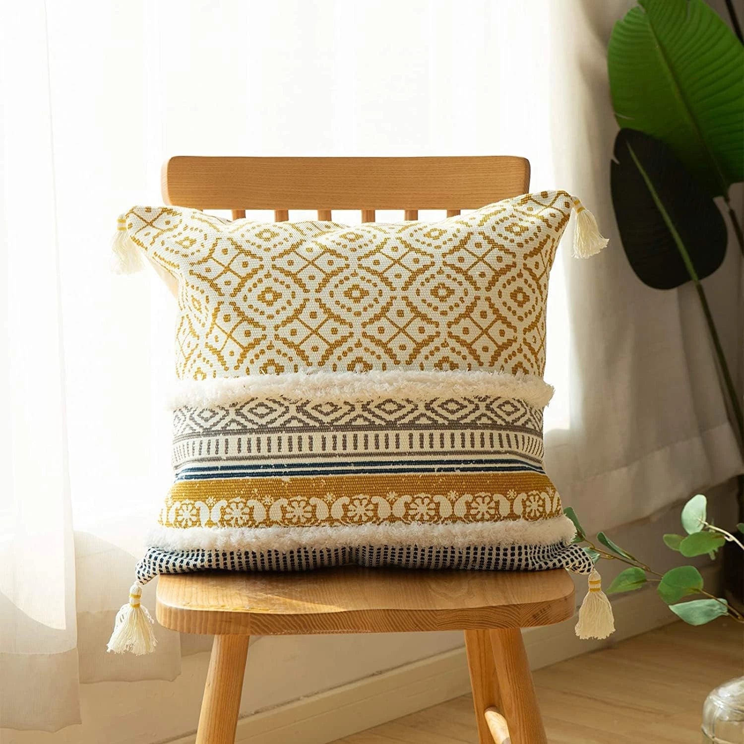 Boho Tufted Decorative Throw Pillow Covers for Couch Sofa - Modern Moroccan Pill