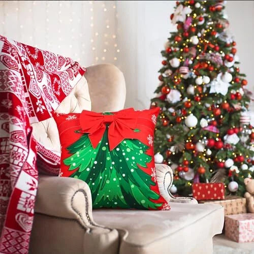 Christmas Pillow Covers 18 x 18 Inch Xmas Red Green Decorative Pillow Cases