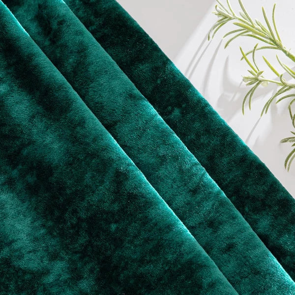 NWT ~ Set/2 Emerald Green Velvet Throw Pillow Covers ~ 18" x 18"