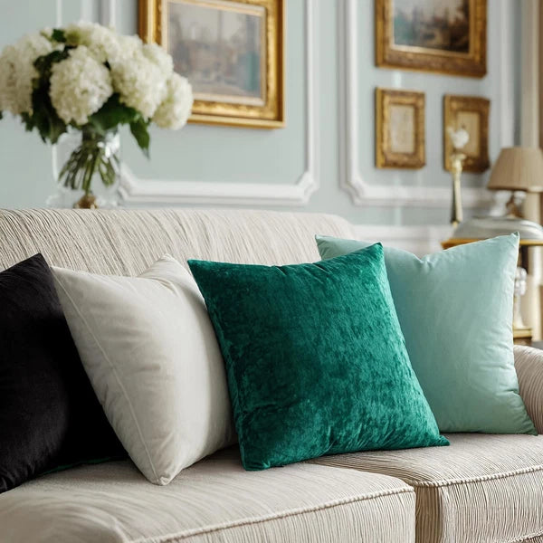 NWT ~ Set/2 Emerald Green Velvet Throw Pillow Covers ~ 18" x 18"